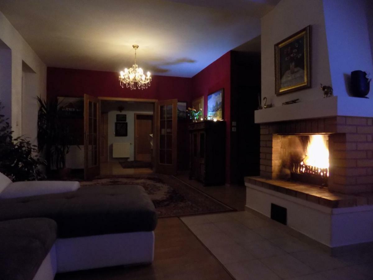 Landhaus Florian Apartment Rovensko pod Troskami Ngoại thất bức ảnh