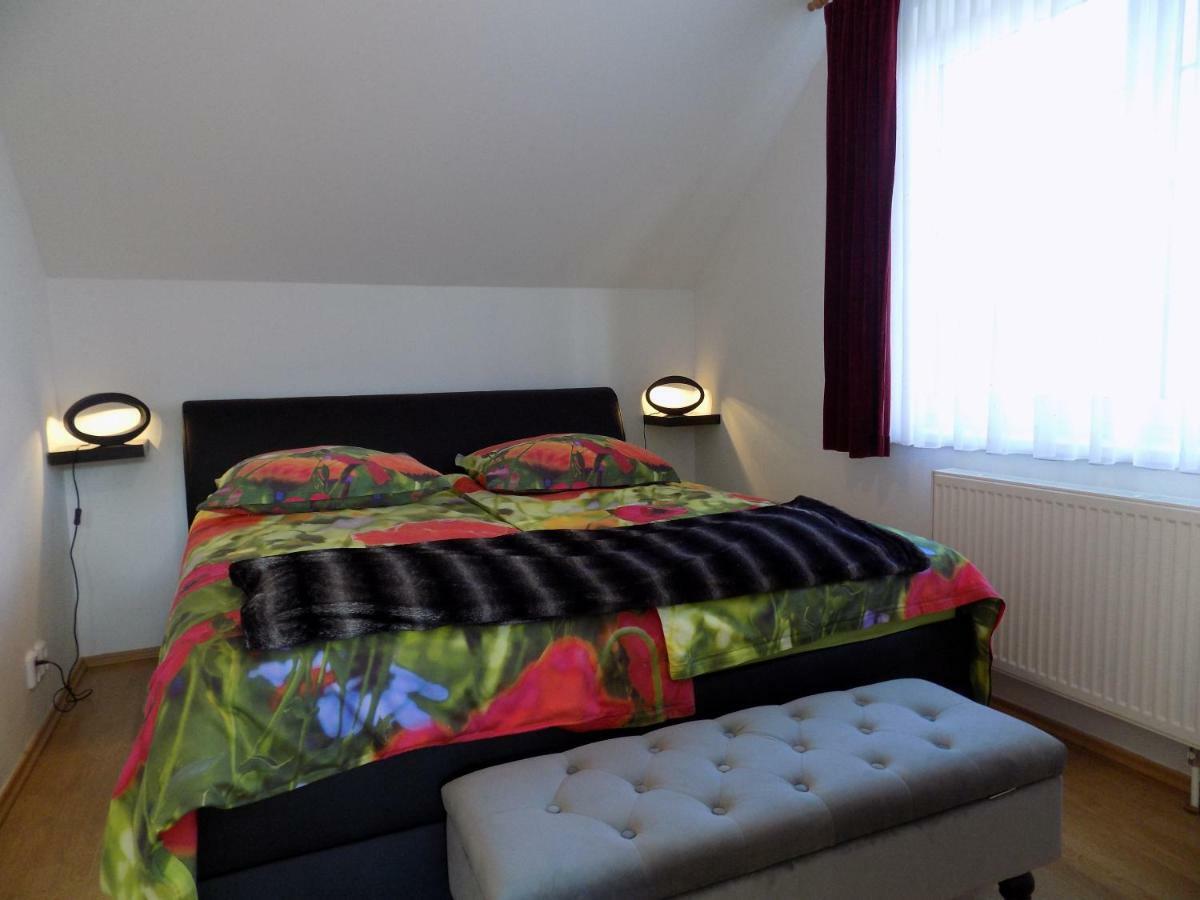 Landhaus Florian Apartment Rovensko pod Troskami Ngoại thất bức ảnh